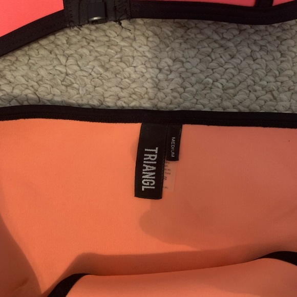 triangl Bikini Set - Picture 2 of 4